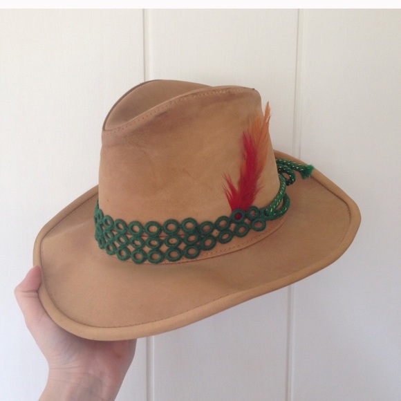 Vintage leather hat - Picture 2 of 7